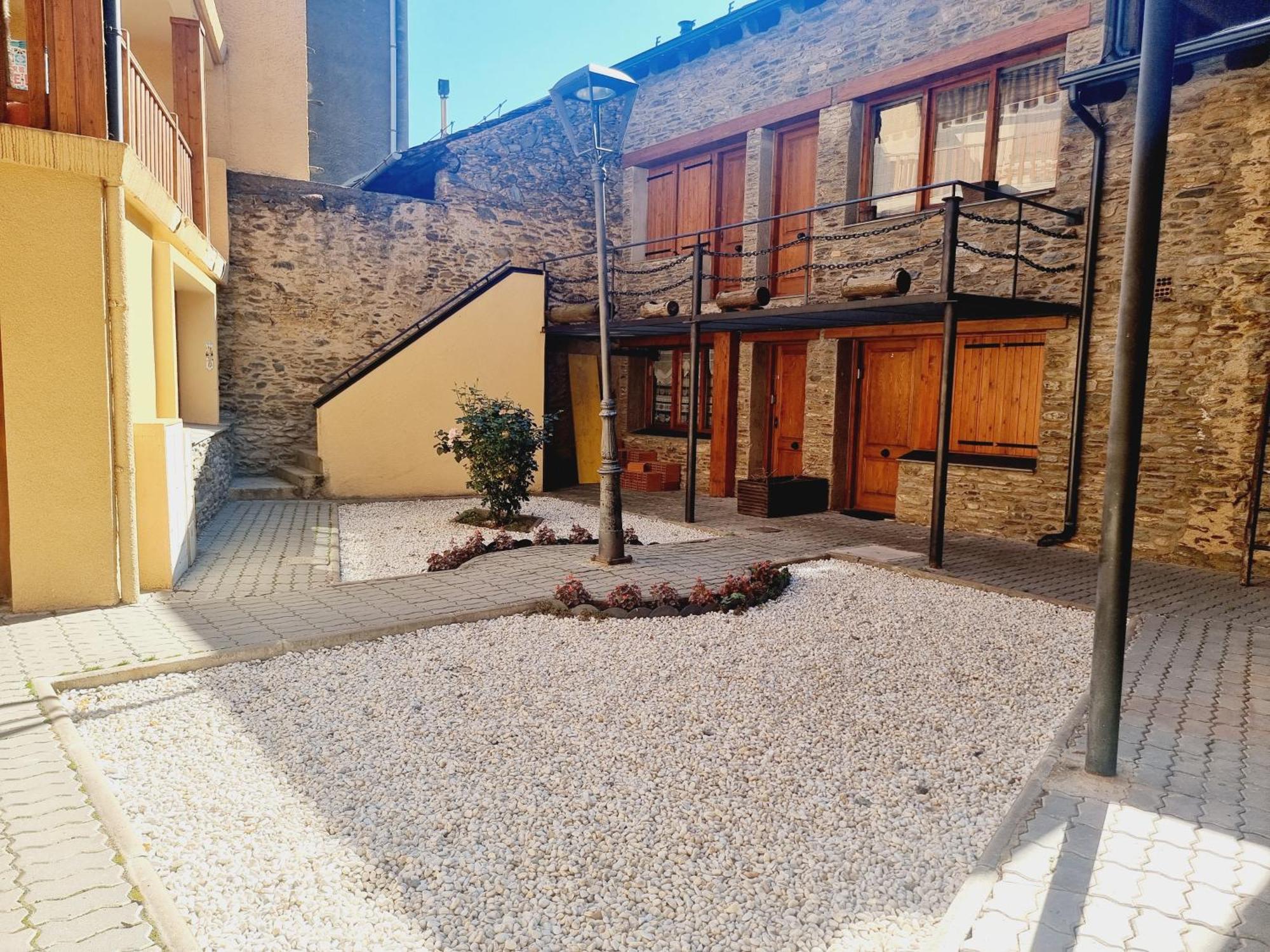 Apto Rustico En Osseja Apartment Ngoại thất bức ảnh
